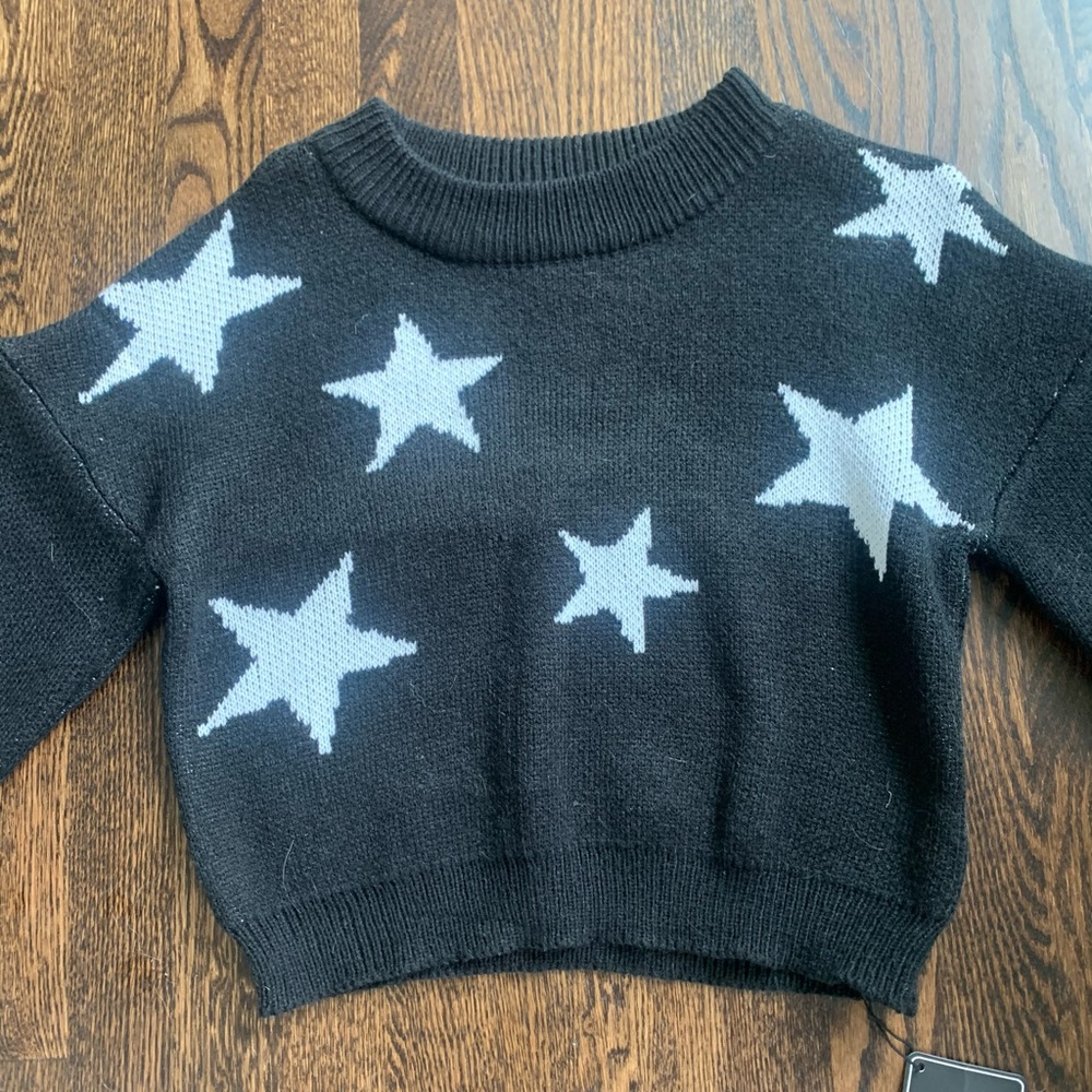 STAR SWEATER